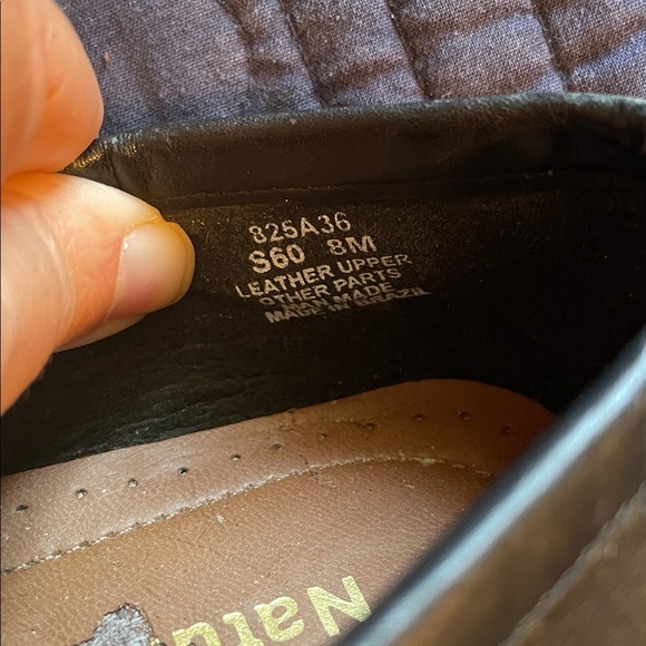 Naturalizer Women's Black Tassel Loafers Size 8 Leather Upper Preppy Traditional - Picture 7 of 7